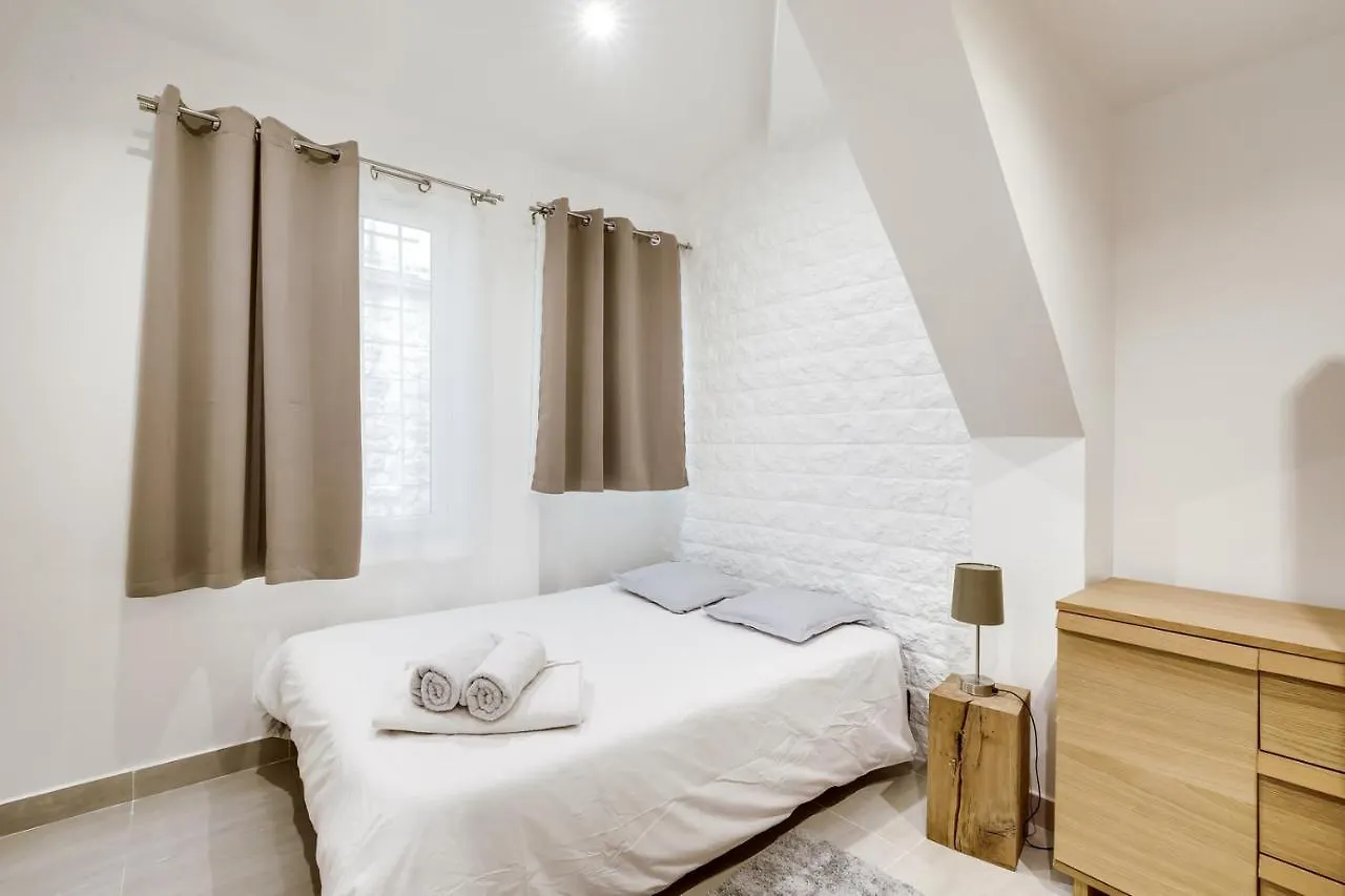 Apartment 302 Dylan - Superb In